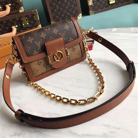 louis vuitton nhat